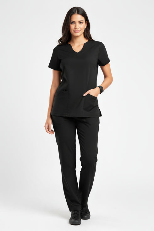 Women's 4-Pocket Scallop Neck Scrub