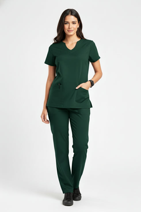 Women's 4-Pocket Scallop Neck Scrub