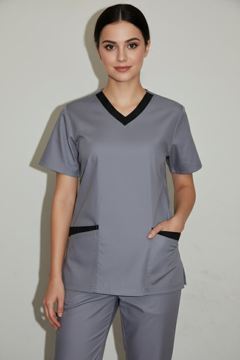 Women's 4-Pocket Rounded V-Neck Scrub